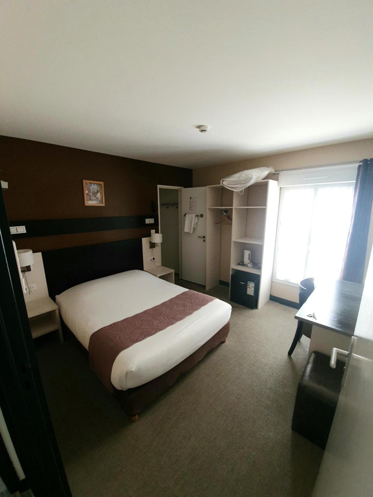 Auberge Des Lacs Bleus Clérac エクステリア 写真