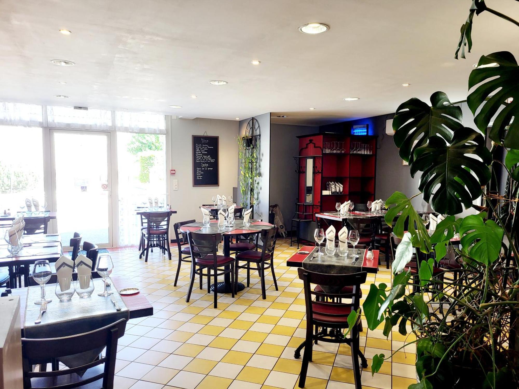 Auberge Des Lacs Bleus Clérac エクステリア 写真